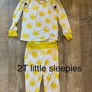 Little sleepies pajama set